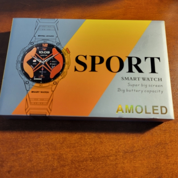 Smart Watch with Black and Silver Design - Picture 4 of 7